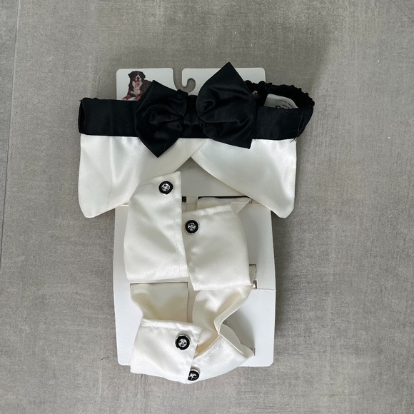 Dog tuxedo bow tie and cuff set M/L - Picture 1 of 3